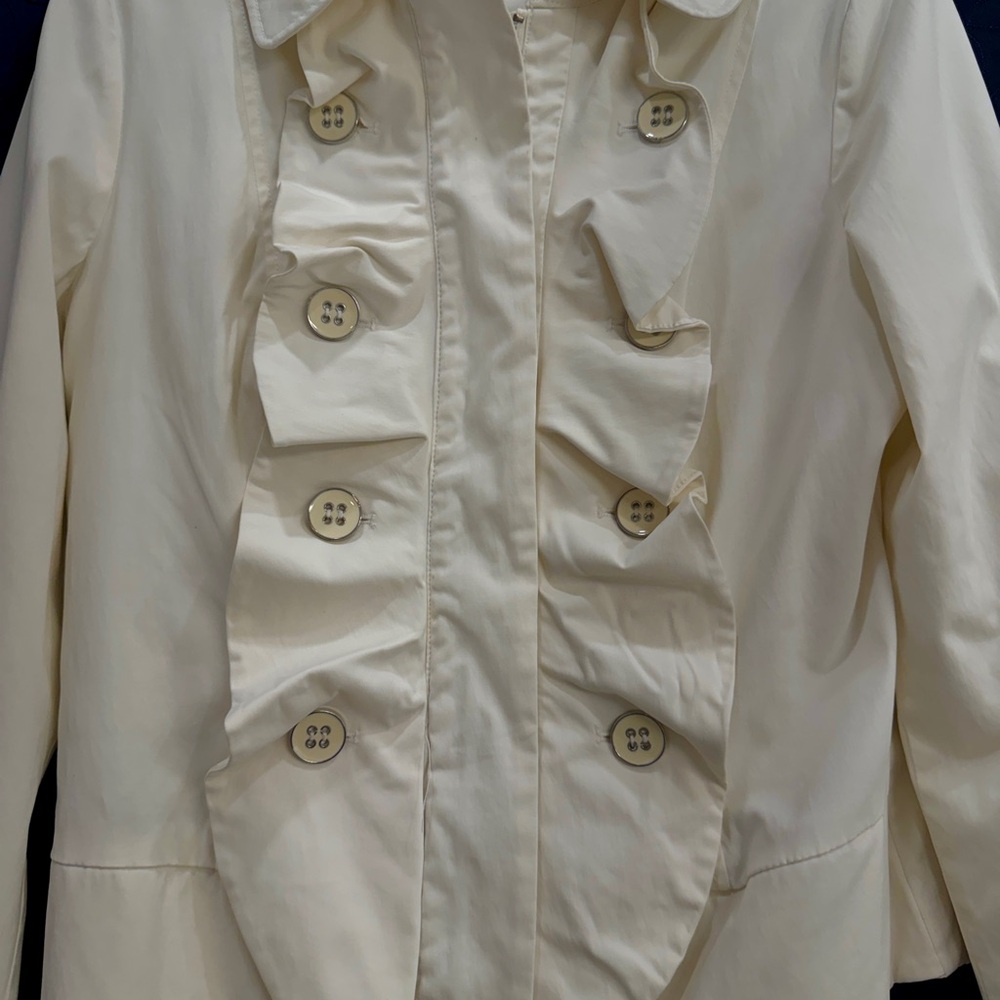 For Cynthia Cream Ruffled Blazer - Picture 3 of 9